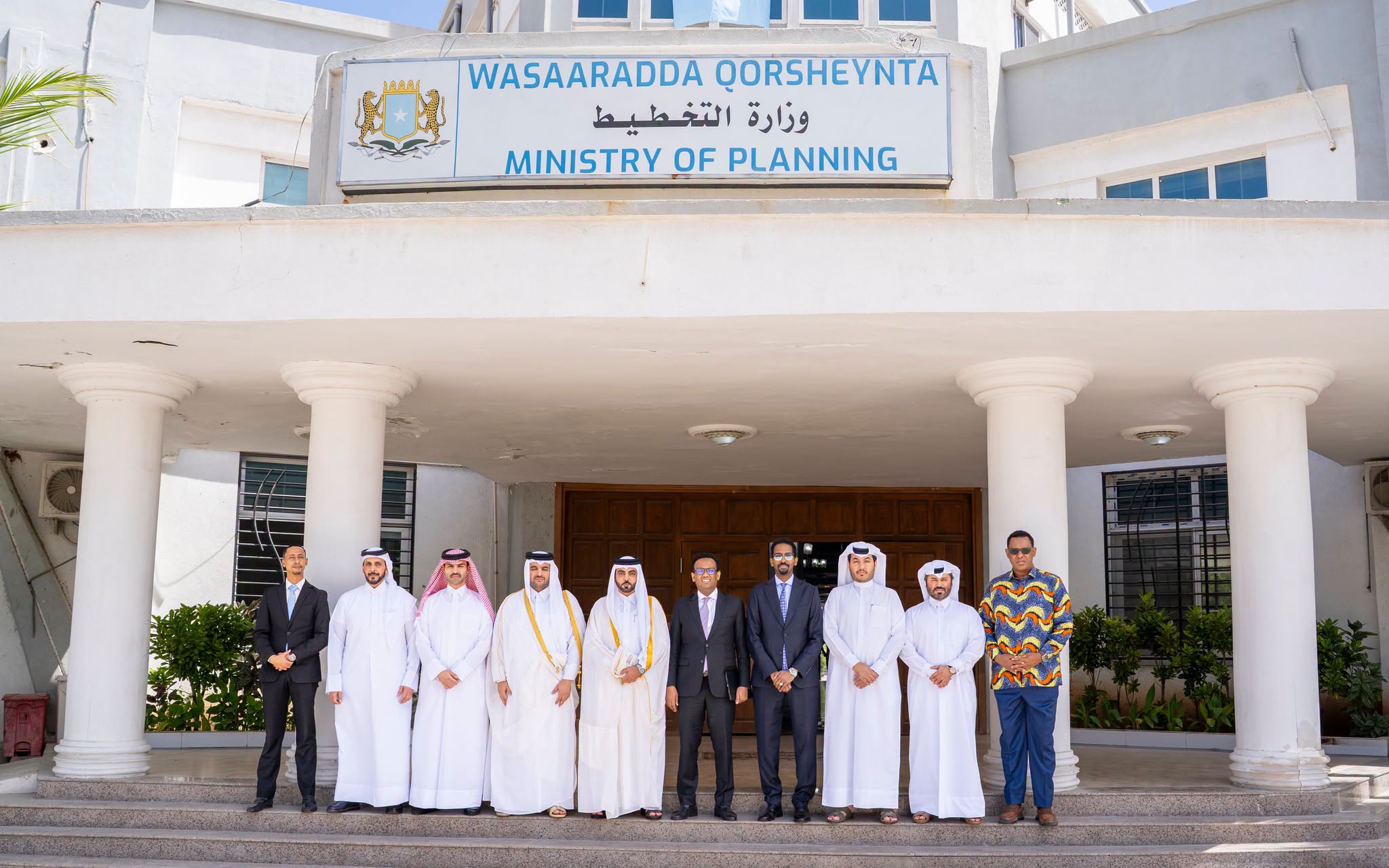 Director-General of MoPIED Receives Qatari Development and Investment Delegation
